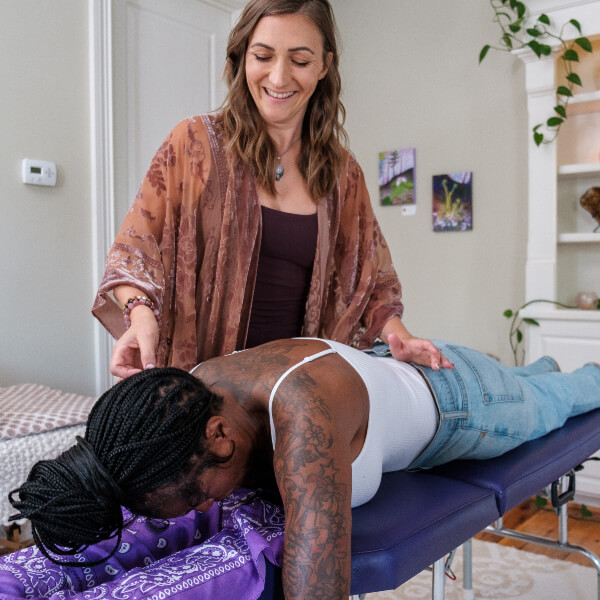 Patient receiving gentle NetworkSpinal care